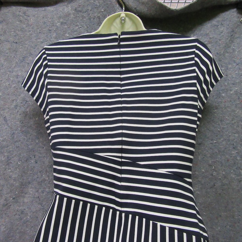 Casual Banana Republic Dress - Picture 8 of 12